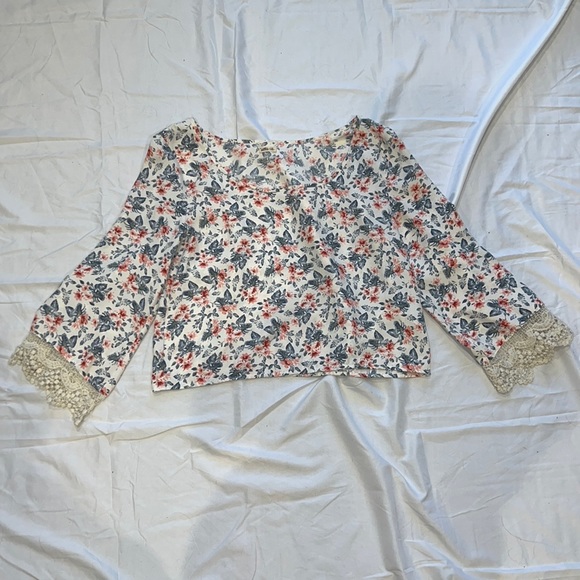 Floral Blouse - Picture 1 of 2